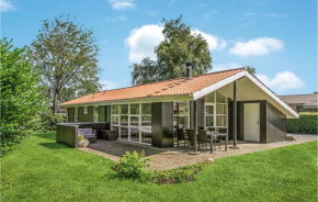 Beautiful Home In Hejls With Wifi